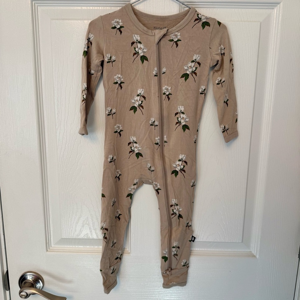 Kyte BABY Zippered Romper Khaki Magnolia